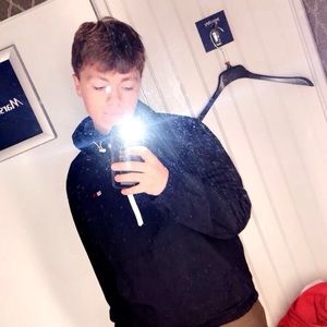 Meet your Posher, Justin